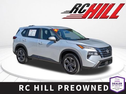 Used 2024 Nissan Rogue SV FWD image 1