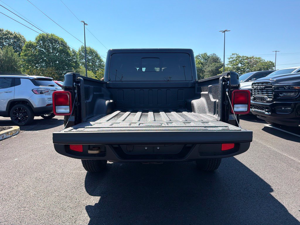 New 2026 Jeep Gladiator Sport AWD/4WD image 7