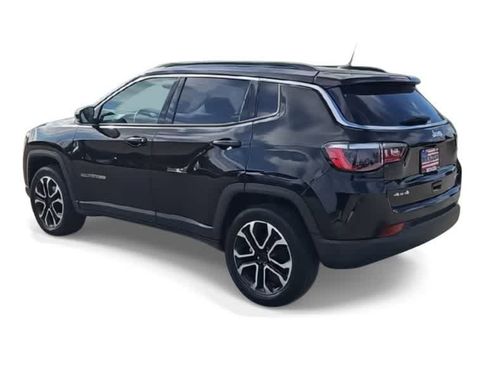 Used 2022 Jeep Compass Limited image 6