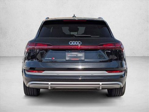 Certified 2023 Audi e-tron S Prestige w/ Prestige Package AWD/4WD image 7