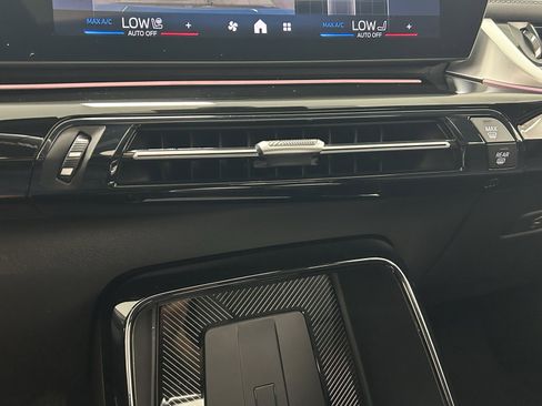 Used 2024 BMW X1 xDrive28i w/ Convenience Package image 18