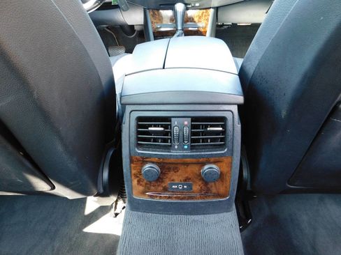 Used 2007 BMW 525xi Sedan image 30