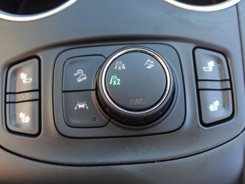 Used 2020 GMC Terrain SLE w/ Driver Convenience Package AWD/4WD image 25