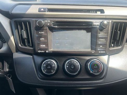 Used 2017 Toyota RAV4 LE w/ Carpet Mat Package image 12