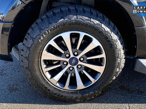 Used 2016 Ford Expedition EL XLT image 8