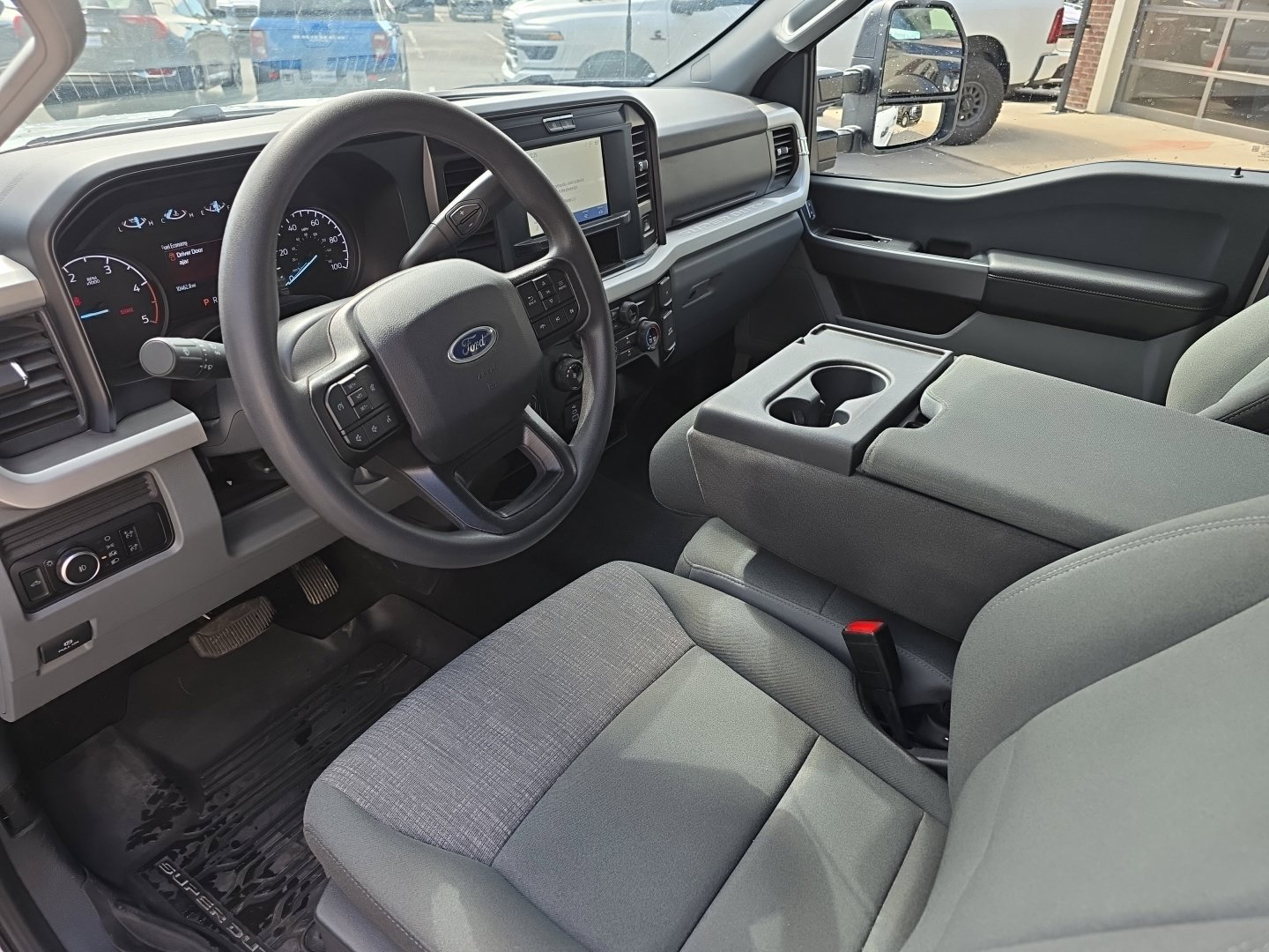 Used 2025 Ford F250 XLT w/ FX4 Off-Road Package AWD/4WD image 6