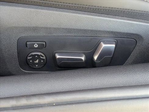 New 2026 BMW 840i Coupe w/ M Sport Professional Package image 4