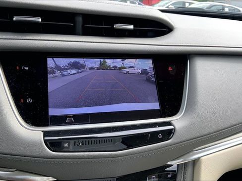 Used 2023 Cadillac XT5 Premium Luxury w/ LPO, Floor Liner Package AWD/4WD image 20