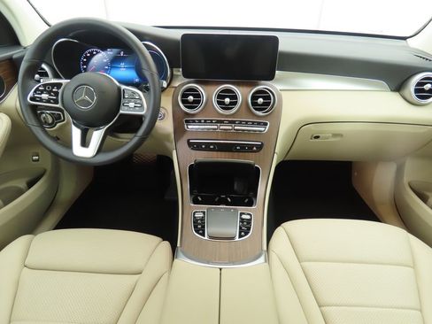 Certified 2022 Mercedes-Benz GLC 300 image 13