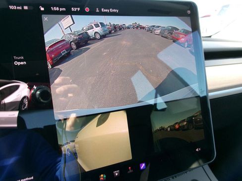 Used 2018 Tesla Model 3 Mid Range image 18