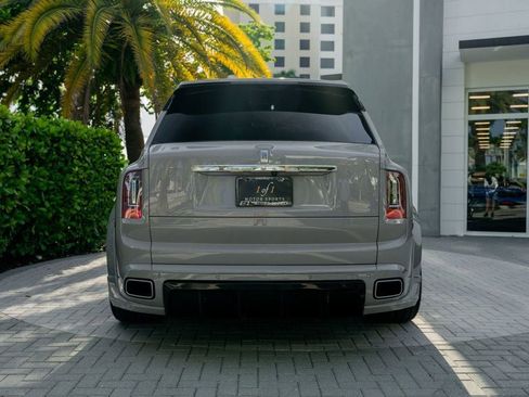 Used 2021 Rolls-Royce Cullinan Sport Utility image 27