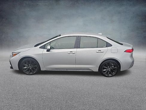 Used 2025 Toyota Corolla SE FWD image 5