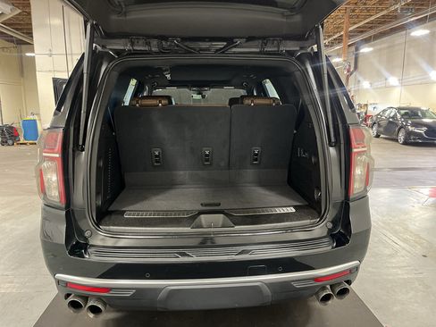 Used 2021 Chevrolet Tahoe High Country w/ Premium Package AWD/4WD image 24