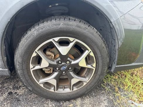 Used 2019 Subaru Crosstrek 2.0i Premium AWD/4WD image 9