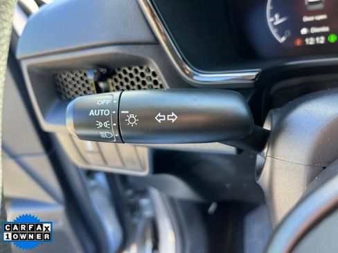 Used 2025 Honda CR-V LX image 17