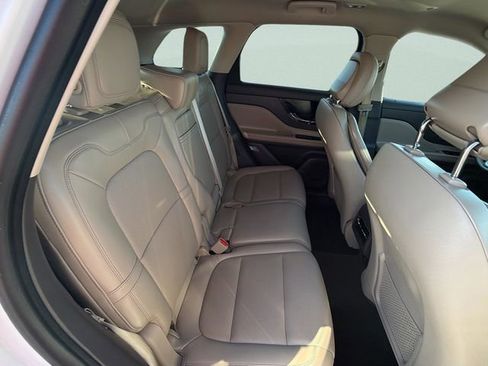 Used 2020 Lincoln Corsair FWD w/ Equipment Group 101A image 13