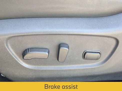 Used 2022 Nissan Rogue Sport SL w/ Premium Package image 17