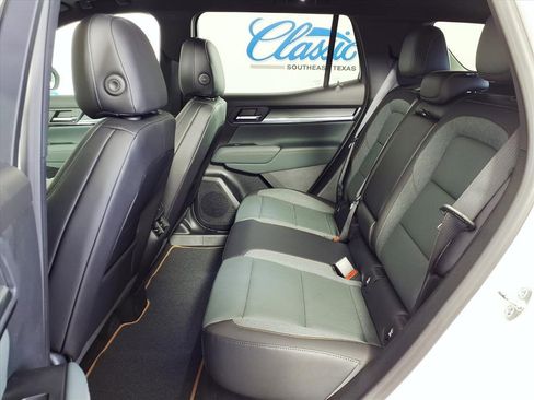 New 2026 GMC Terrain AT4 w/ Convenience Package III image 17