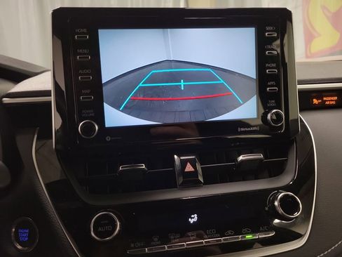 Used 2021 Toyota Corolla SE image 16