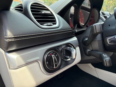Used 2025 Porsche 718 Cayman GTS RWD image 22