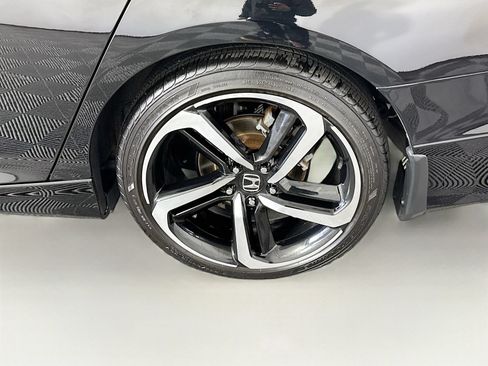 Used 2019 Honda Accord EX-L image 5