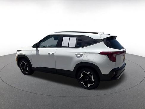 Used 2025 Kia Seltos S FWD image 10