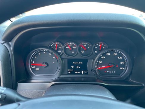 Used 2020 Chevrolet Silverado 1500 Custom w/ Custom Value Package image 4