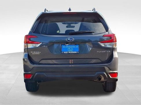 Used 2023 Subaru Forester Premium AWD/4WD image 5