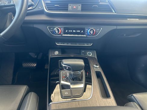 Used 2024 Audi Q5 2.0T Premium Plus AWD/4WD image 12