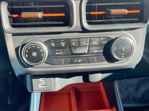 Used 2023 Ford Maverick XLT w/ Equipment Group 300A Standard AWD/4WD image 15
