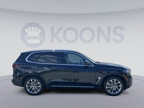 Used 2024 BMW X5 xDrive40i w/ Executive Package AWD/4WD image 8