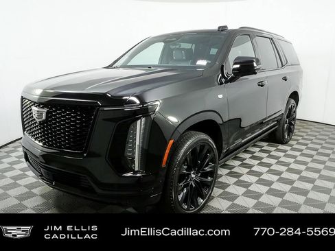 Used 2026 Cadillac Escalade Platinum Sport w/ LPO, ONYX Package image 42