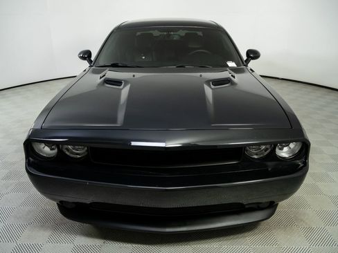 Used 2014 Dodge Challenger R/T RWD image 26