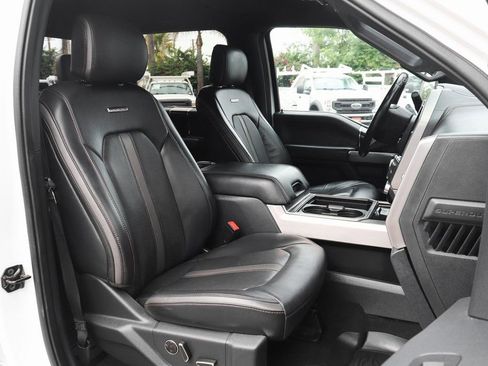 Used 2022 Ford F250 Platinum w/ FX4 Off-Road Package AWD/4WD image 42