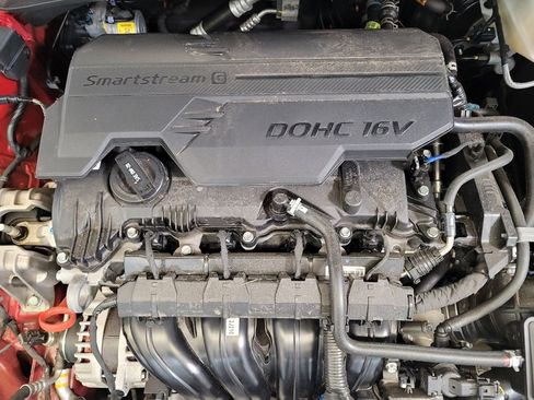 Used 2023 Hyundai Elantra SEL FWD image 30