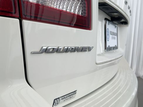 Used 2016 Dodge Journey Crossroad image 36