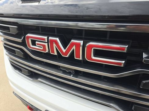 Used 2025 GMC Sierra 1500 AT4 AWD/4WD image 29
