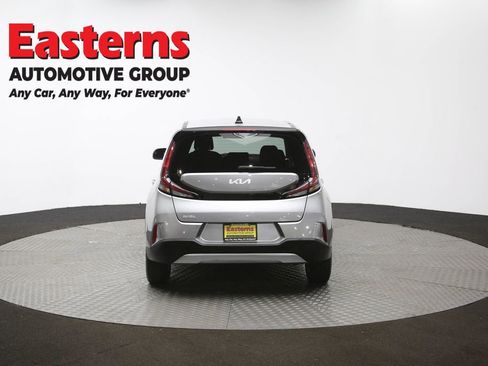 Used 2024 Kia Soul LX w/ Option Group 015 image 37