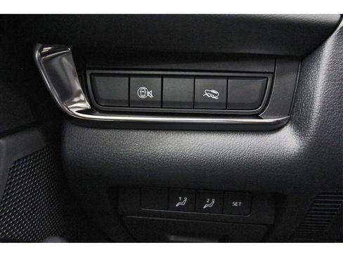 Certified 2025 MAZDA CX-30 AWD 2.5 S w/ Preferred Package image 18