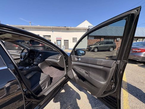 Used 2013 INFINITI G37 x Sedan w/ Premium Pkg AWD/4WD image 22