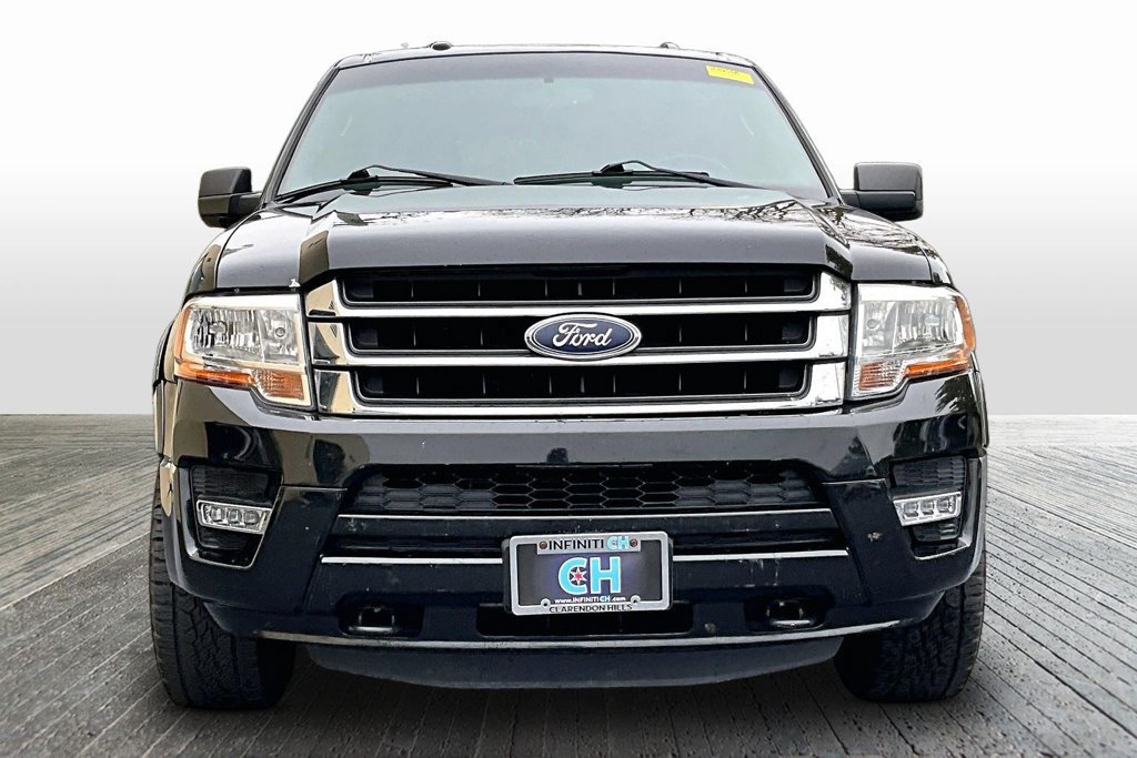 Used 2015 Ford Expedition EL XLT w/ Equipment Group 202A AWD/4WD image 2