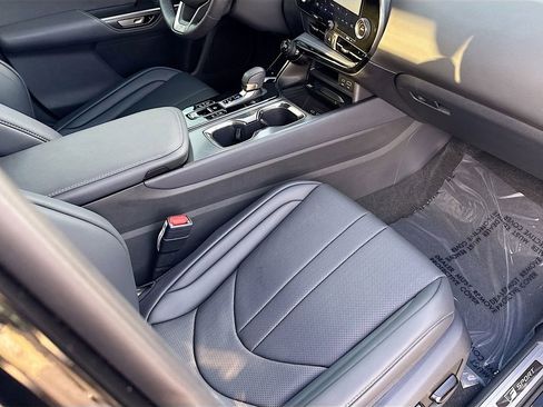 Used 2025 Lexus NX 350 F Sport image 14