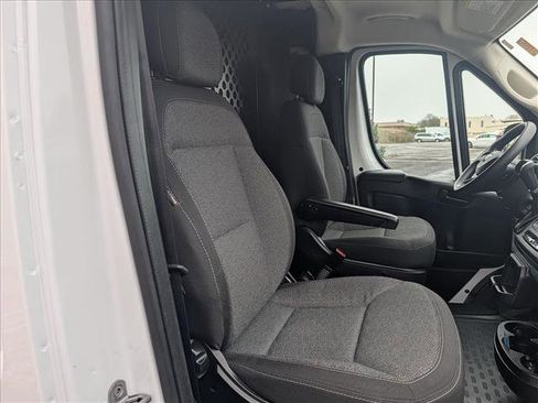 Used 2023 RAM ProMaster 2500 FWD image 12
