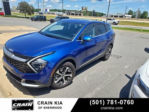 Certified 2025 Kia Sportage EX FWD image 1