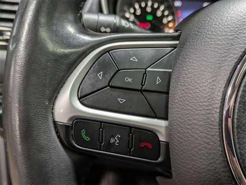 Used 2018 Jeep Compass Latitude w/ Popular Equipment Group image 17