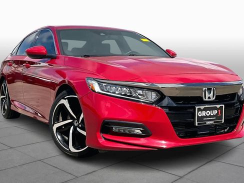 Used 2018 Honda Accord Sport image 3