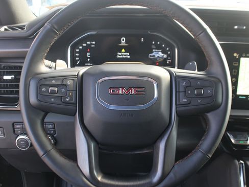 Used 2024 GMC Sierra 1500 AT4 w/ Technology Package image 21