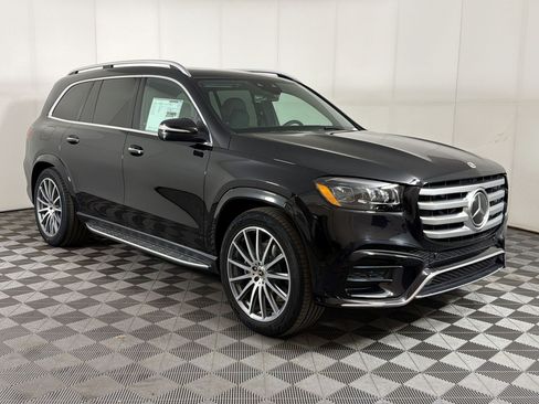 New 2026 Mercedes-Benz GLS 580 4MATIC image 7