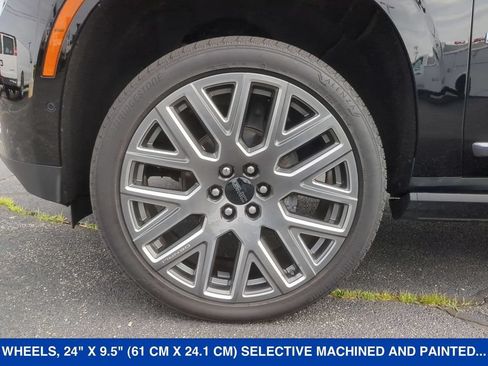 New 2025 GMC Yukon XL Denali Ultimate AWD/4WD image 27