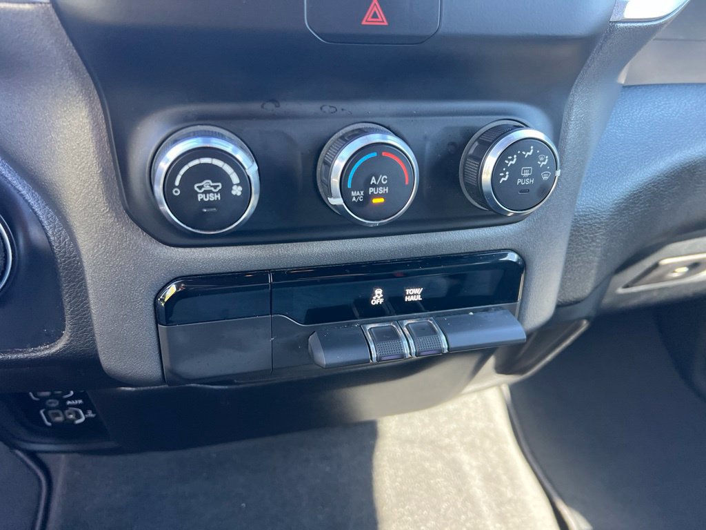 Certified 2021 RAM 1500 Big Horn RWD image 36